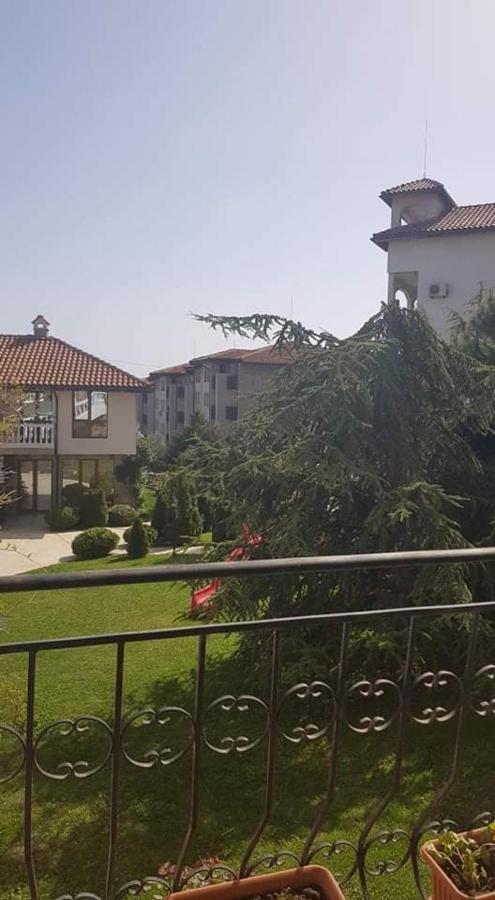 Триумф Холидей Вилидж Свети Влас Kültér fotó